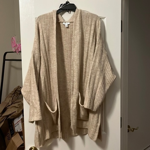 TOPSHOP oversized cream sweater size 12 - Picture 1 of 7